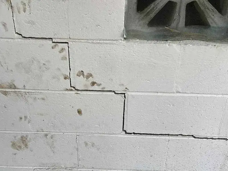 Cracked Wall / Structural Repair Services in Leesburg